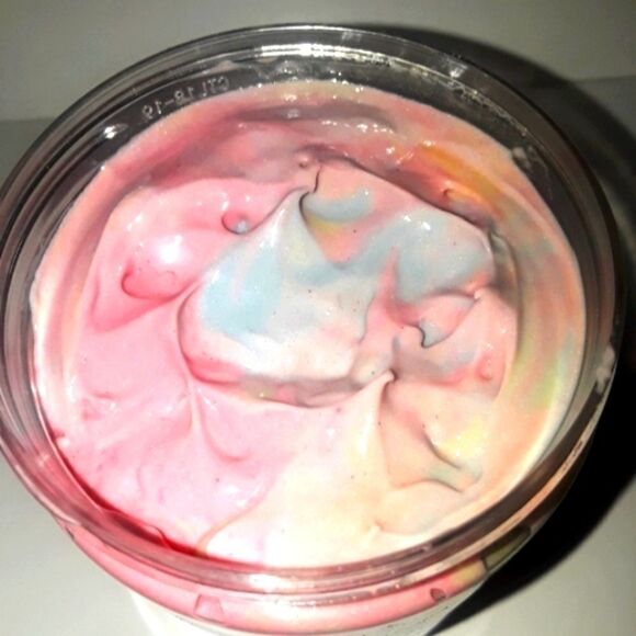 Hand CRAFTED Unicorn glows  - Picture 6 of 13